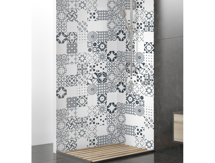 Panneau de douche : Carreaux ciment éparses