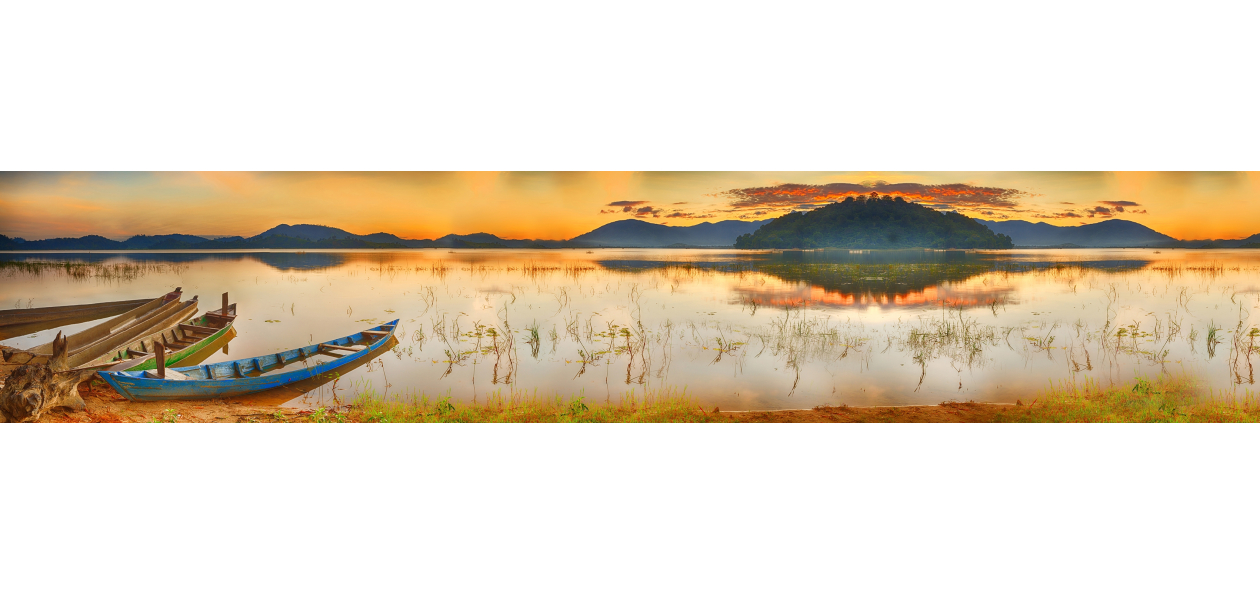 Panneau de bain : Le lac de Lak, Vietnam