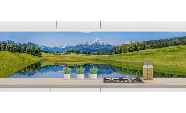 Montagnes lointaines 