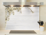Fleurs sur bois blanc