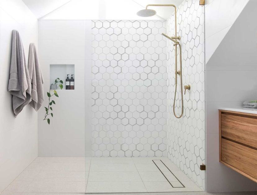 Panneau de douche : Carrelage hexagone blanc