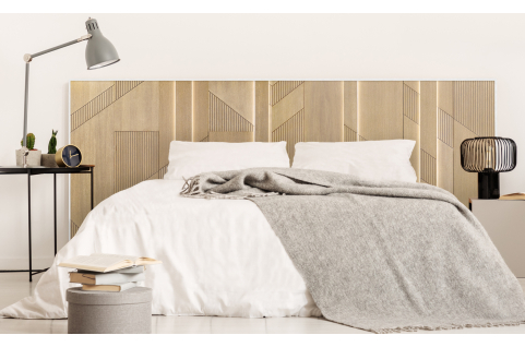 Tête de lit : Bois lumière...